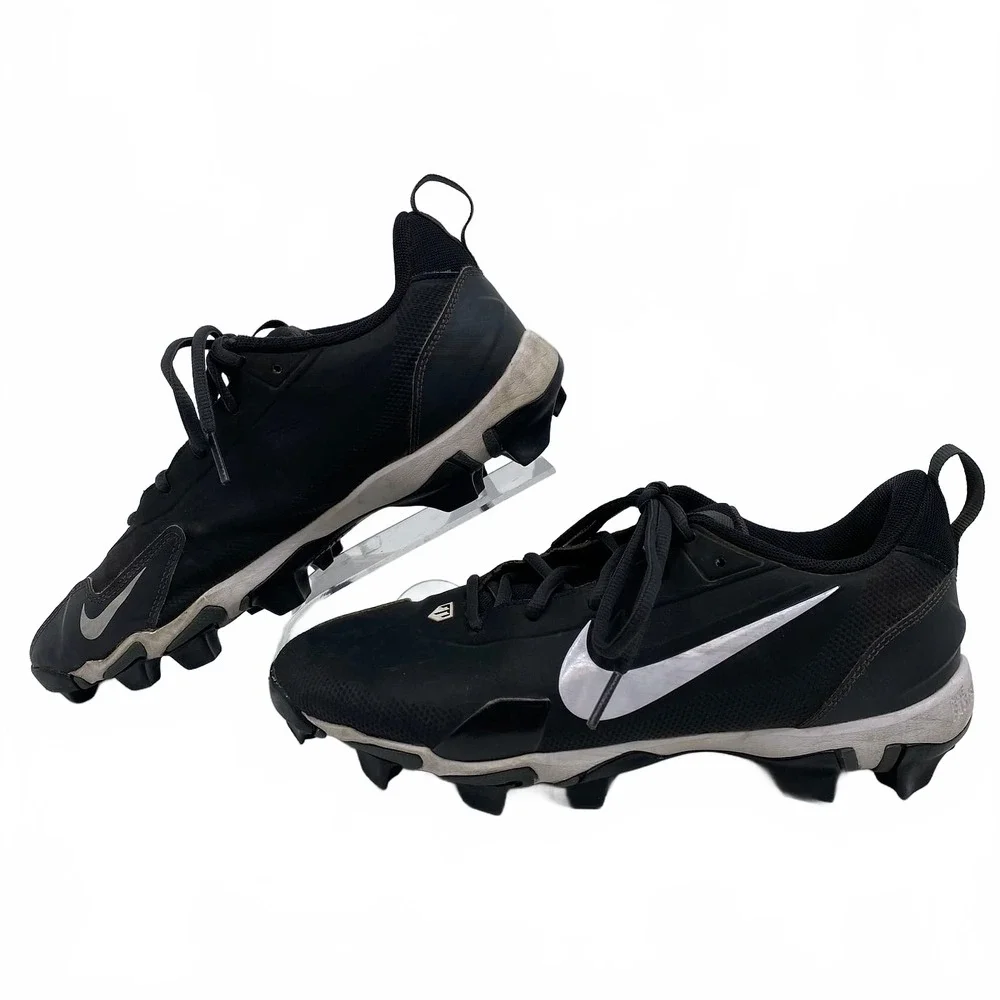 Nike Black Trout Cleats | Men's Regular US7 Leather Cleats